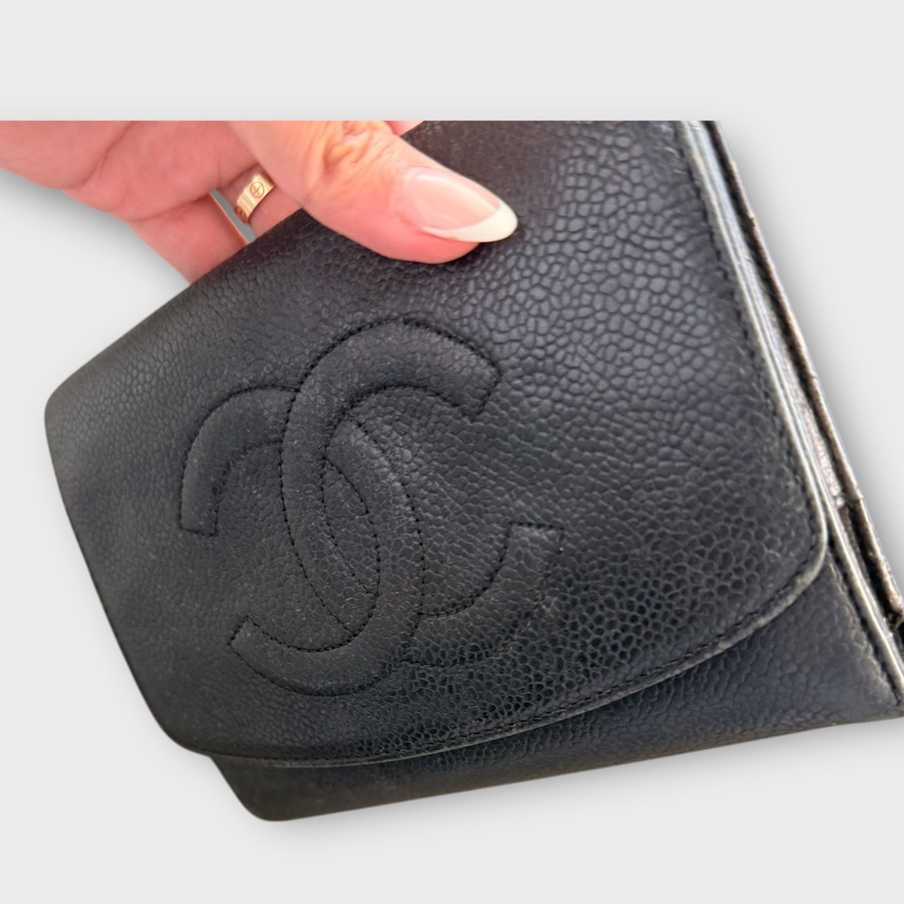 Chanel Vintage Caviar CC Compact Continental Wallet on Chain (Black) - Picture 13 of 16
